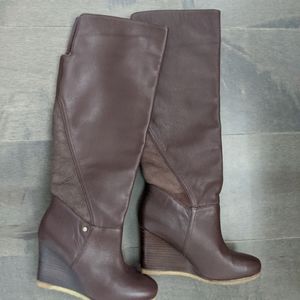 UGG brown knee high boots size 6